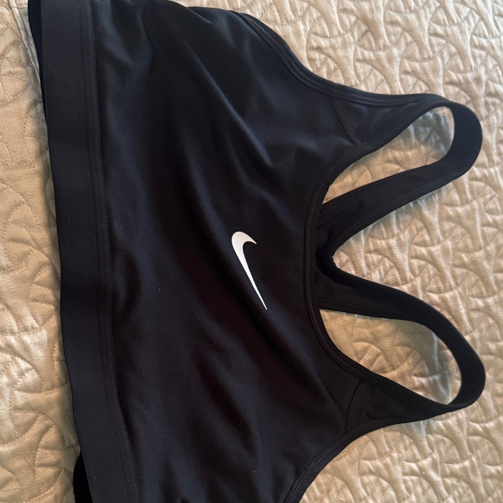 Nike Women's Black and White Sports Bra